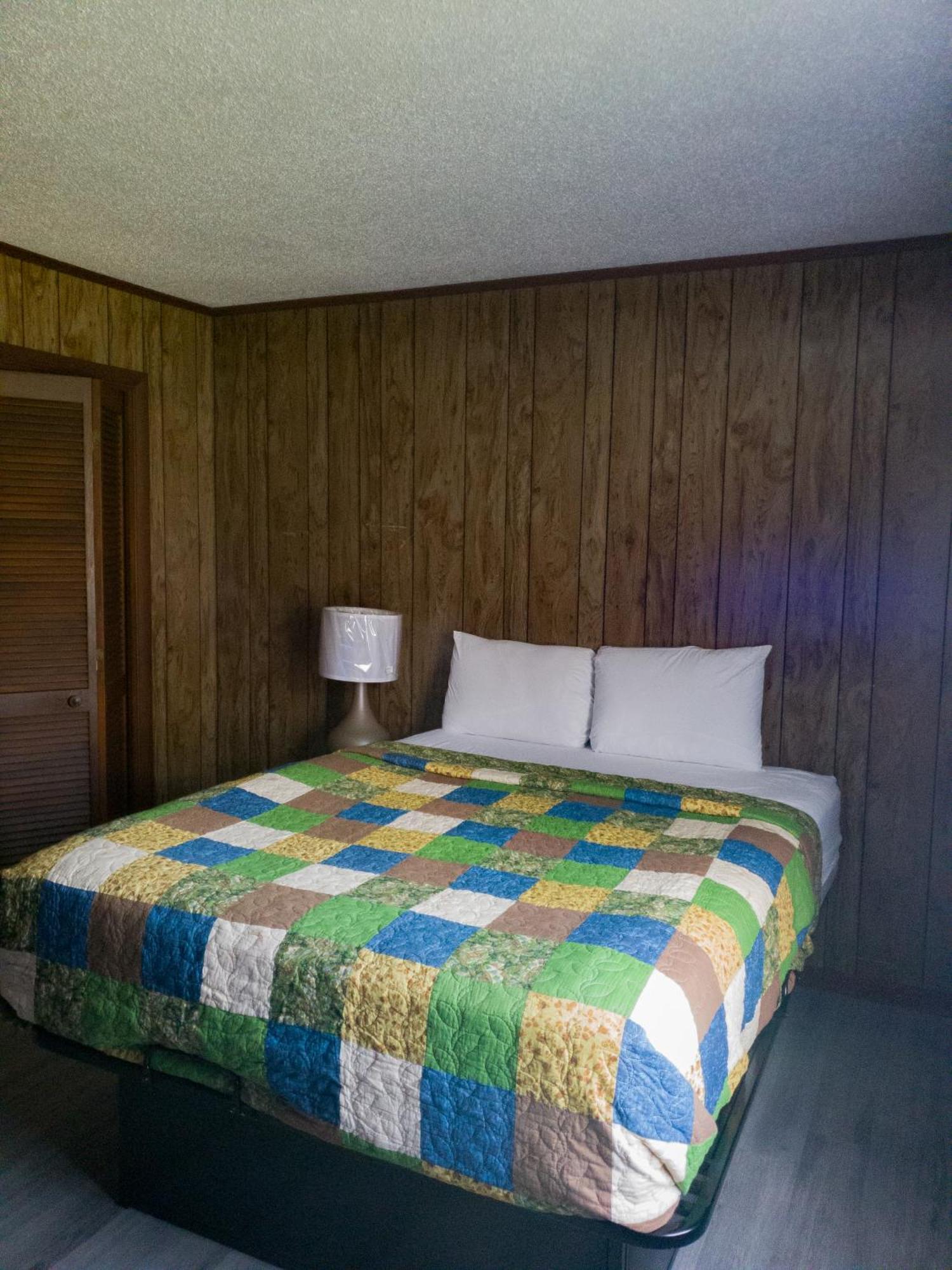 Timber Ridge Lodge ガトリンバーグ エクステリア 写真