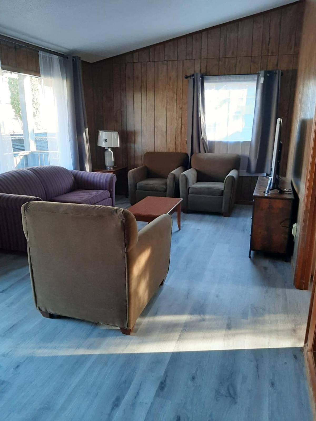 Timber Ridge Lodge ガトリンバーグ エクステリア 写真