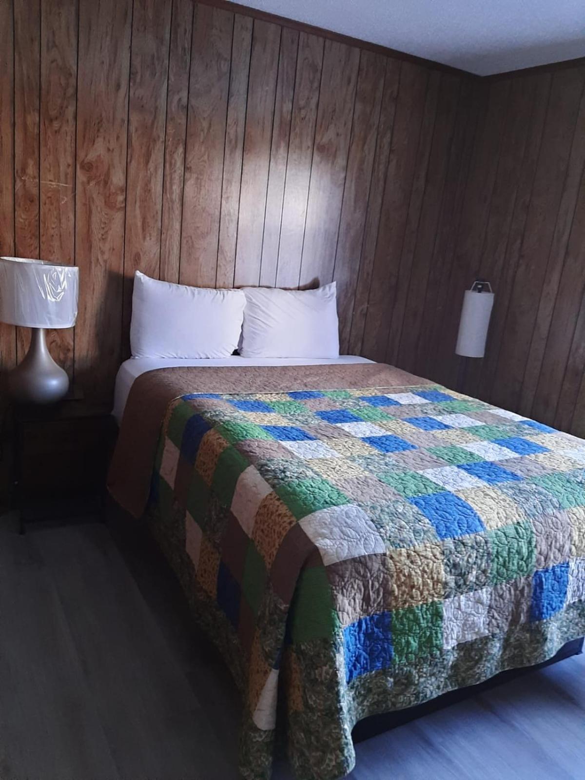 Timber Ridge Lodge ガトリンバーグ エクステリア 写真