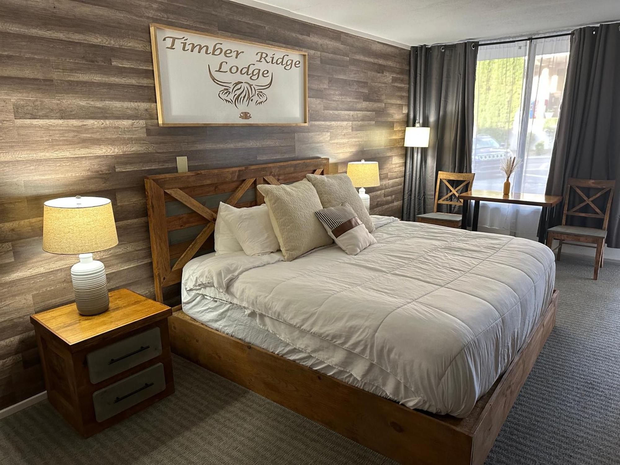 Timber Ridge Lodge ガトリンバーグ エクステリア 写真